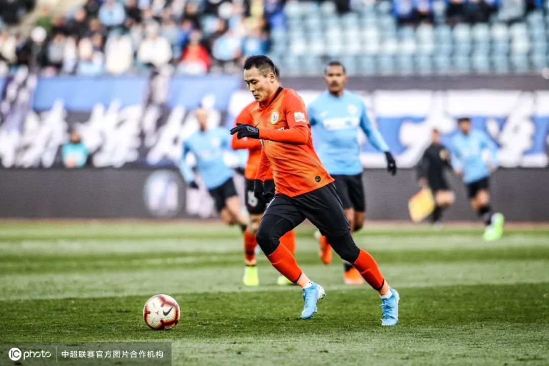 乐竟体育平台-包含北京人和主场大胜大连一方，喜获胜利的词条  第1张